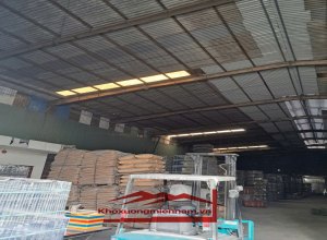 cho-thue-xuong-phuoc-loi-ben-luc-long-an-duong-xe-cong-hai-bon-gio-khuon-vien-3000-met-xuong-2000-met-phong-chay-chua-chay-vach-tuong-nghiem-thu-binh-dien-560kva-nen-be-tong-chiu-luc-xuong-trong-suot-cot-keo-zamil-khu-vuc-tap-trung-nhieu-kho-xuong-de-tuye